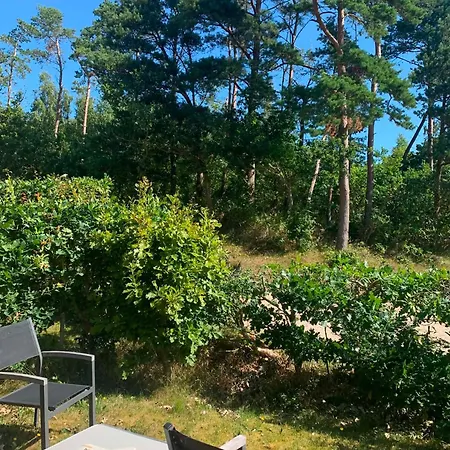 Сasa de vacaciones Beautifully Situated Classic Wooden Summercottage *
